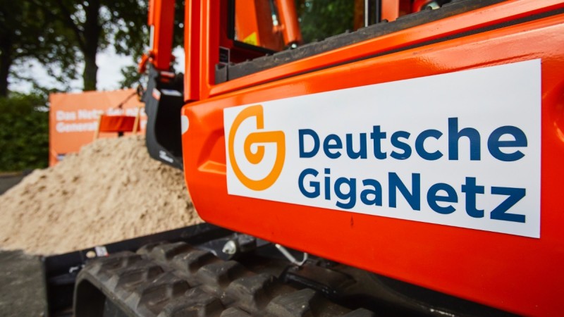 Glasfaser-Ausbau der Deutschen GigaNetz nimmt in Mönchengladbach Odenkirchen weiter Fahrt auf