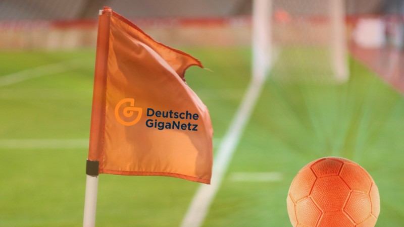 Traditionsmannschaft Deutsche GigaNetzer spielt gegen den FC Lehrte