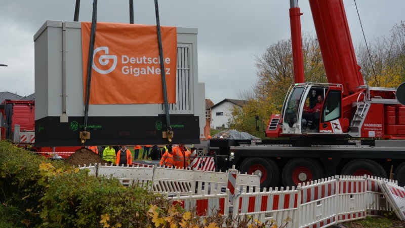 Nächster Meilenstein in Soest: Deutsche GigaNetz stellt Glasfaserhauptverteiler
