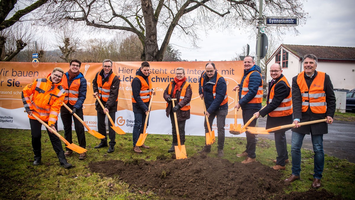 Internet mit Lichtgeschwindigkeit für Nidda